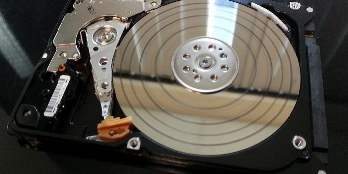Fiziksel hasarli hard disk - kafa ve plaka hasari